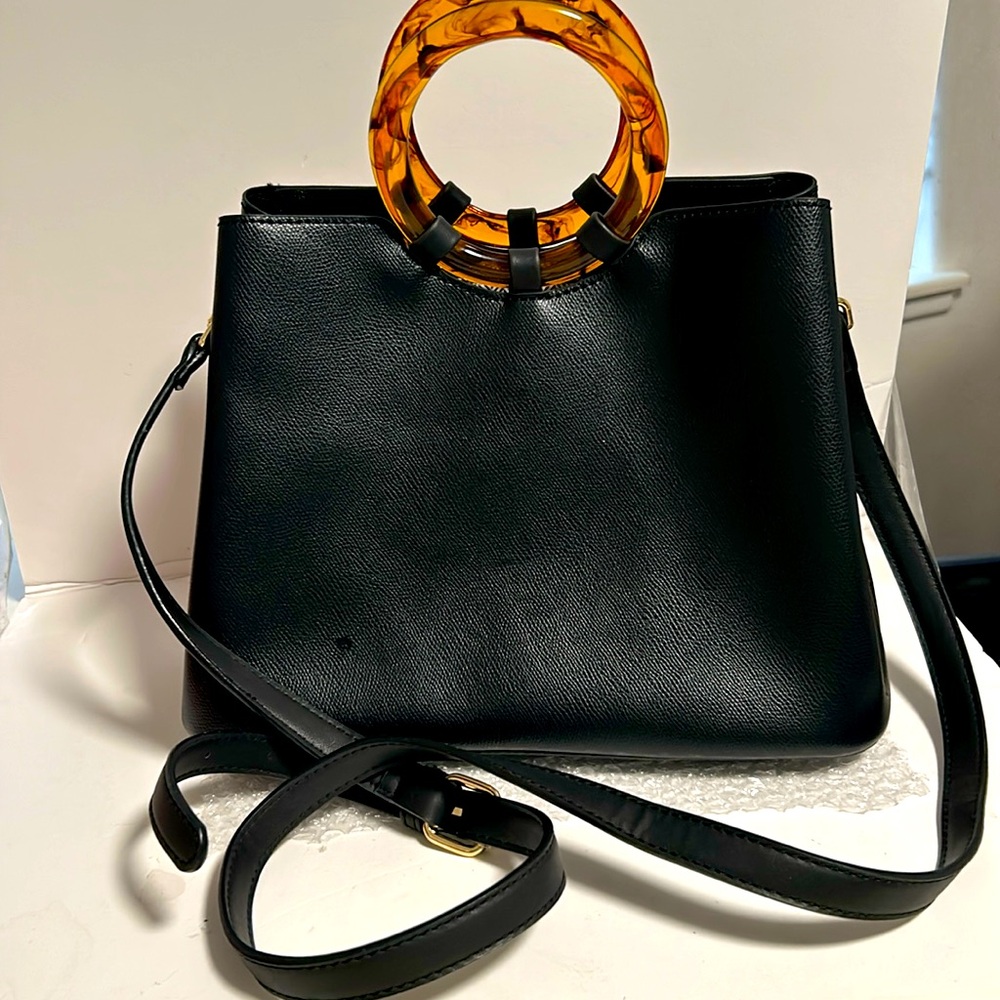 Stunning  purse  like new condition